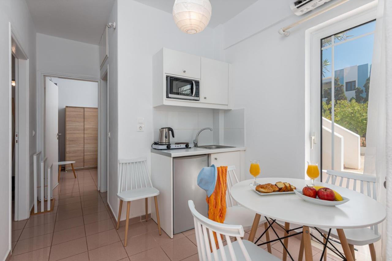 W Suites By Estia Stalida Exterior photo