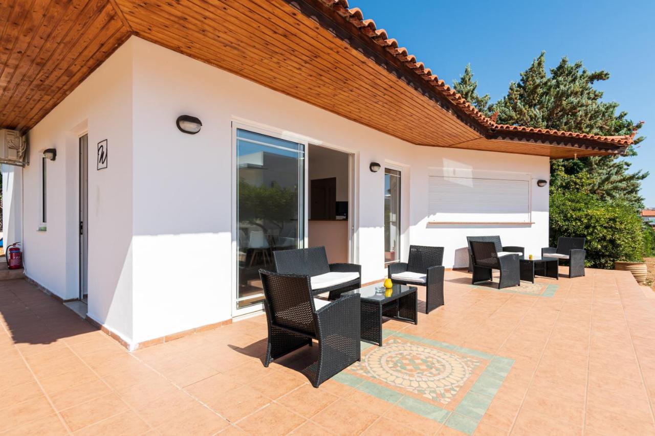 W Suites By Estia Stalida Exterior photo