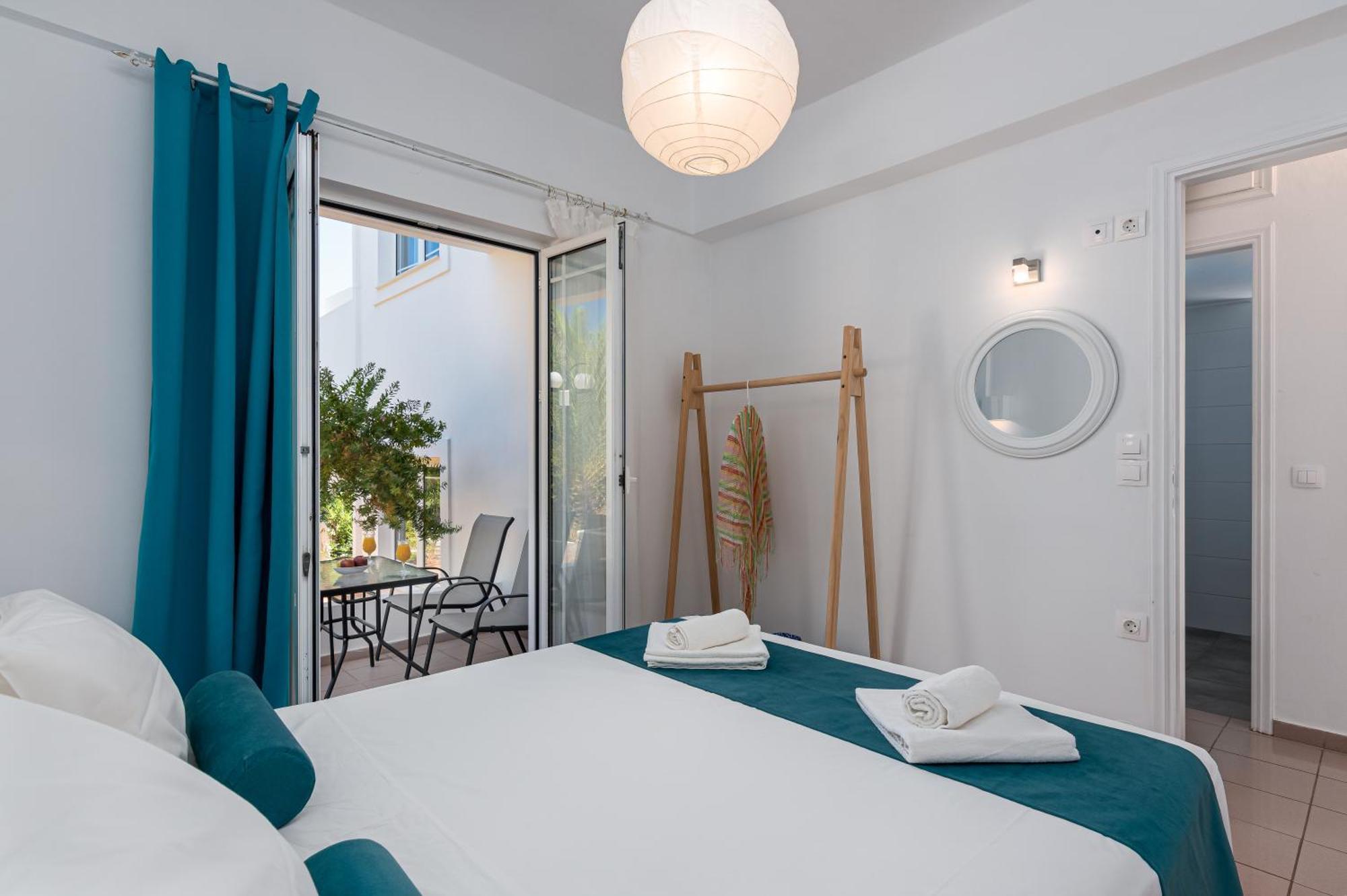 W Suites By Estia Stalida Room photo