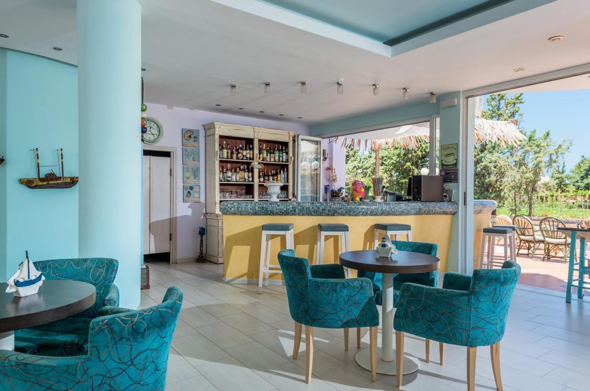 W Suites By Estia Stalida Exterior photo